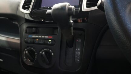 2014 Suzuki Solio G Limited image 356132