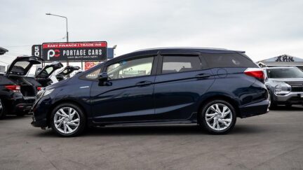 2015 Honda Shuttle Hybrid Z Half Leather Trim image 352724