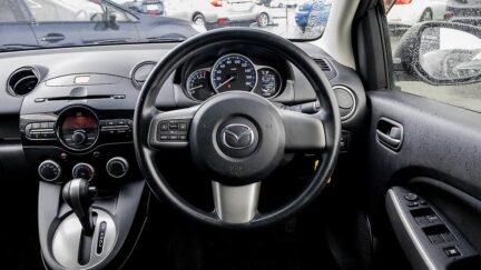 2011 Mazda Demio 13s I stop image 355098