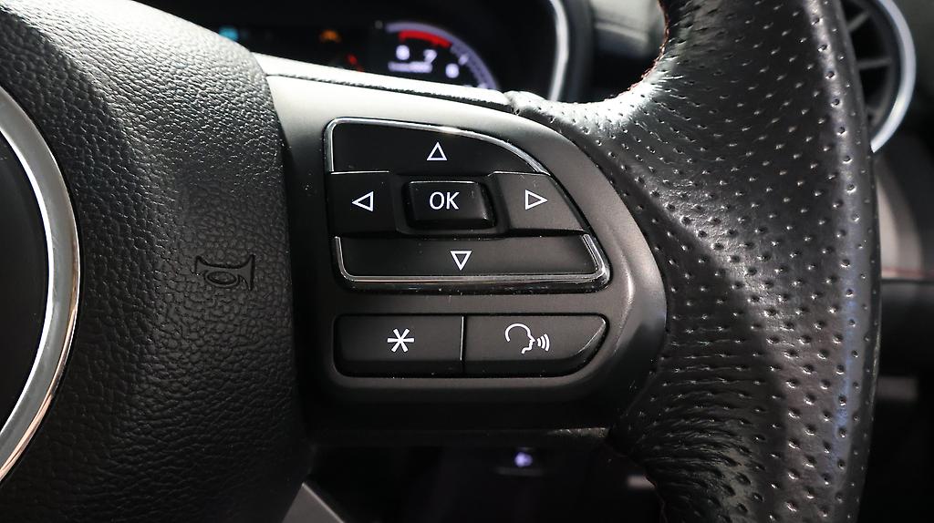 2022 MG HS 2.0PT/4WD/6AT image 356785