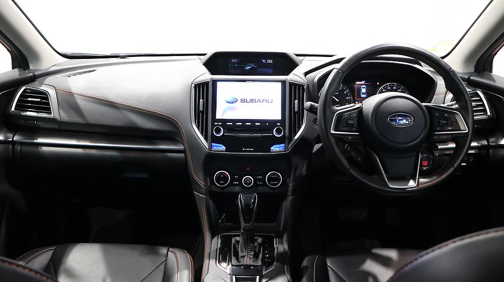 2017 Subaru XV 2.0i-L Eyesight Black Leather Selection image 353048