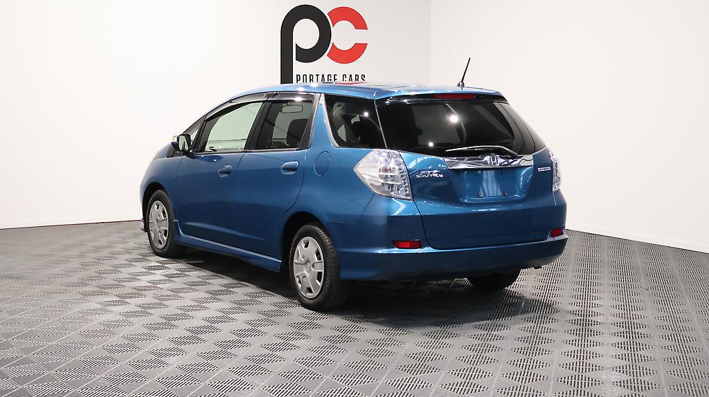 2012 Honda Fit Shuttle Hybrid Smart Selection image 353452