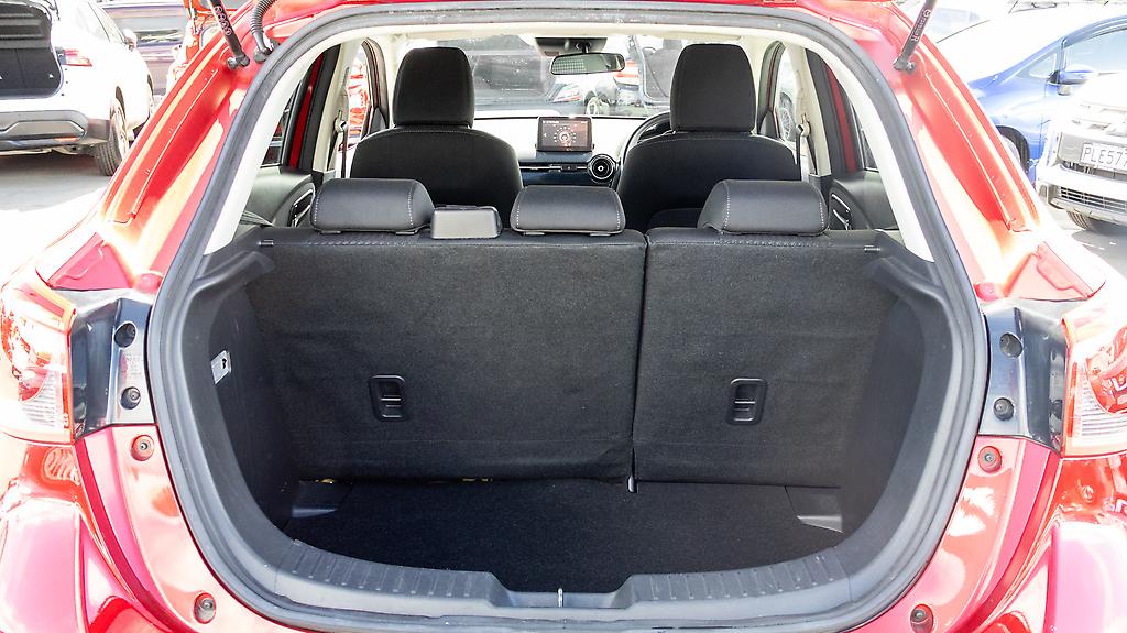 2017 Mazda Demio 13s Skyactiv image 357751