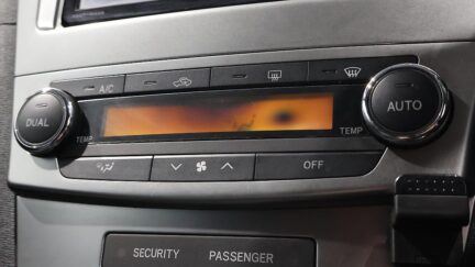2013 Toyota Avensis Wagon Xi image 356735