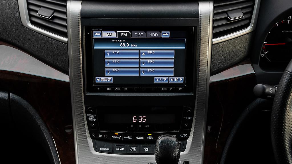 2012 Toyota Alphard Velfire 8 Seater Push start image 352714