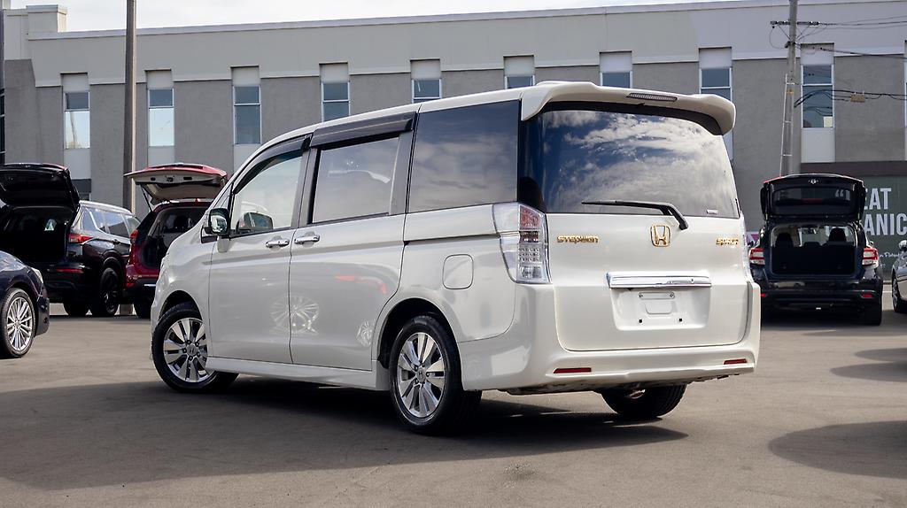 2012 Honda Step Wagon Spada 8 seater Keyless start image 356995