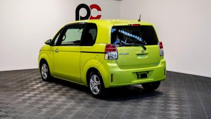 2013 Toyota Spade F Model, Push Start, Reverse Camera image 355856