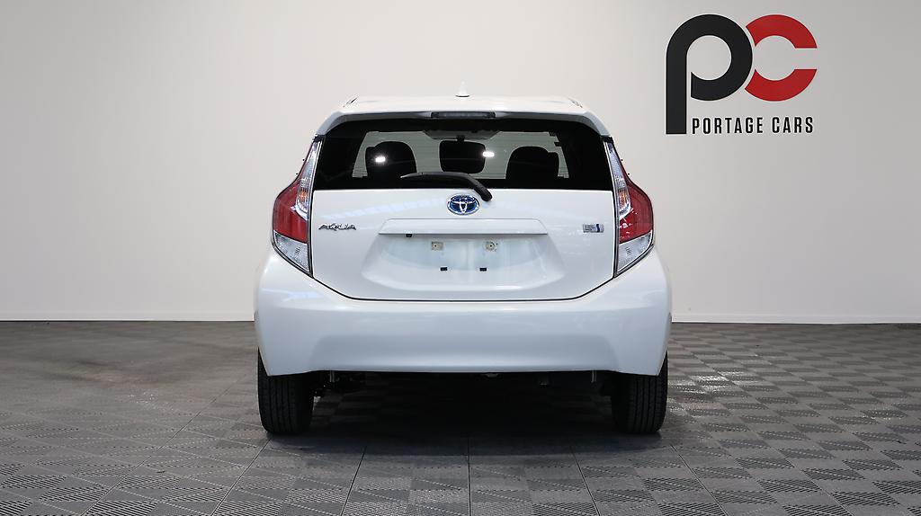 2015 Toyota Aqua S Model, Push Start, Reverse Camera image 354764