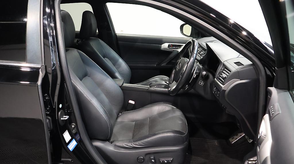 2012 Lexus CT 200h F Sports image 355583