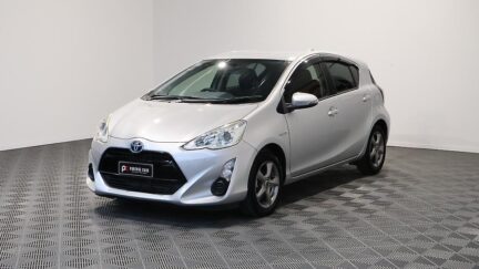 2015 Toyota Aqua S Model, Push Start, Reverse Camera image 356266