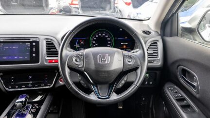2014 Honda Vezel Hybrid X 7 AT image 357231