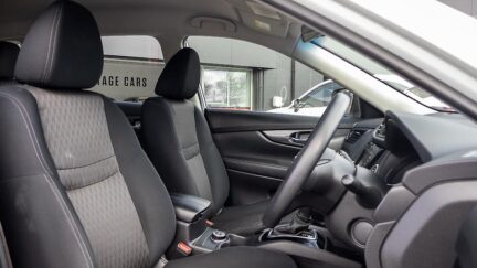 2022 Nissan X-trail ST 2.5P/4WD/NZ NEW image 355818