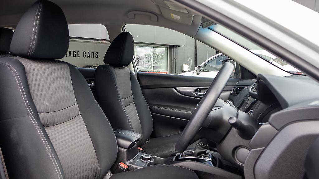 2022 Nissan X-trail ST 2.5P/4WD/NZ NEW image 355818