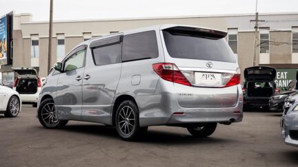 2012 Toyota Alphard Velfire 8 Seater Push start image 352706