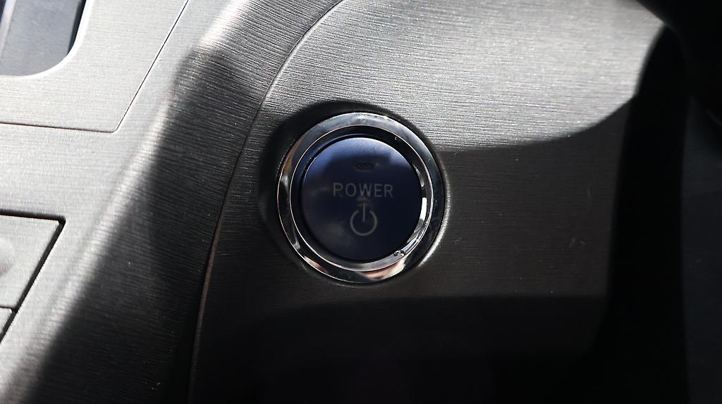 2013 Toyota Prius G Model, Cruise Control, Reverse Camera image 355619