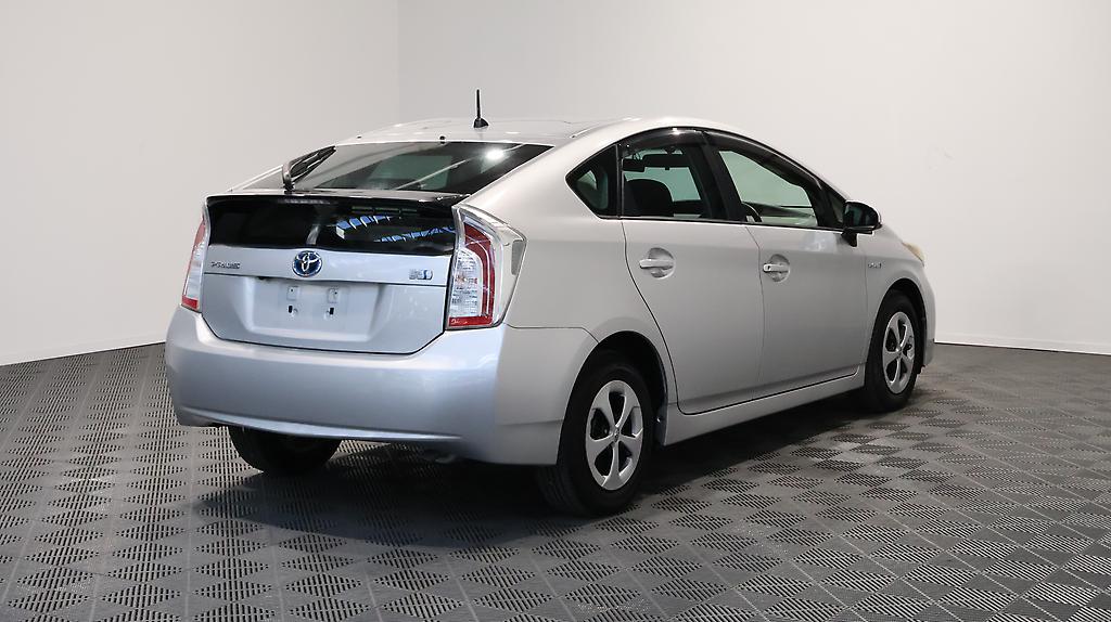 2013 Toyota Prius S Model image 356620