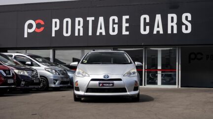 2013 Toyota Aqua Hybrid F spec , Push start image 357812