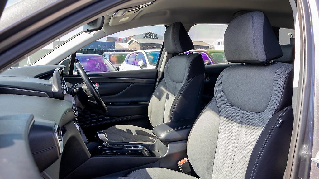 2021 Hyundai Santa Fe TM 4WD NZ NEW Window Tints image 355271