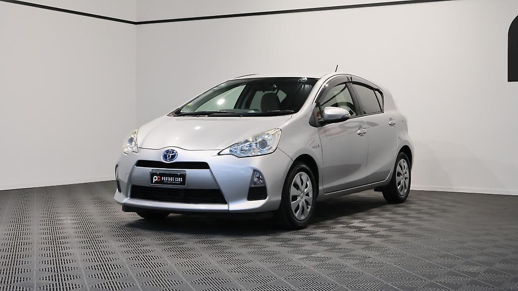 2013 Toyota Aqua Hybrid S Smart Entry Navi ready Package image 357462