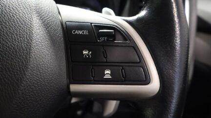 2013 Mitsubishi Outlander PHEV G Navi-Package 4WD image 355316