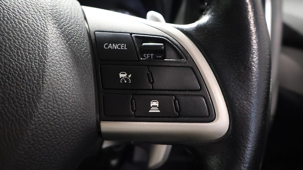 2013 Mitsubishi Outlander PHEV G Navi-Package 4WD image 355316