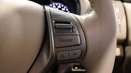 2016 Nissan Teana XL Navi AVM Pkg image 357977