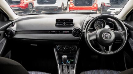 2015 Mazda Demio 13C Push start image 357305