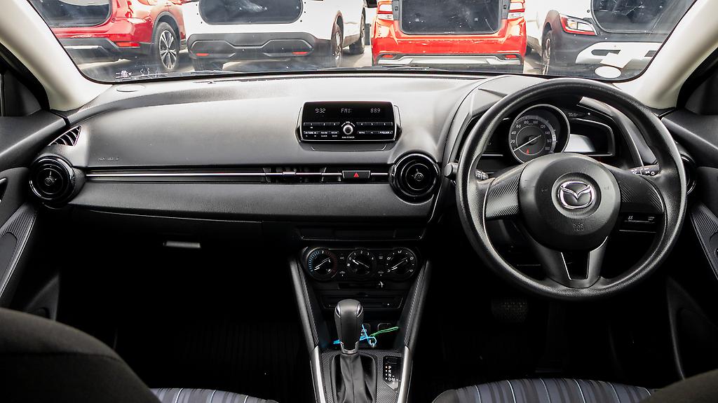 2015 Mazda Demio 13C Push start image 357305