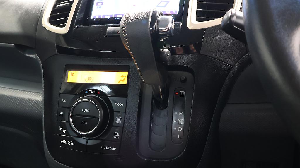 2015 Suzuki Solio Bandit J-Style image 356192