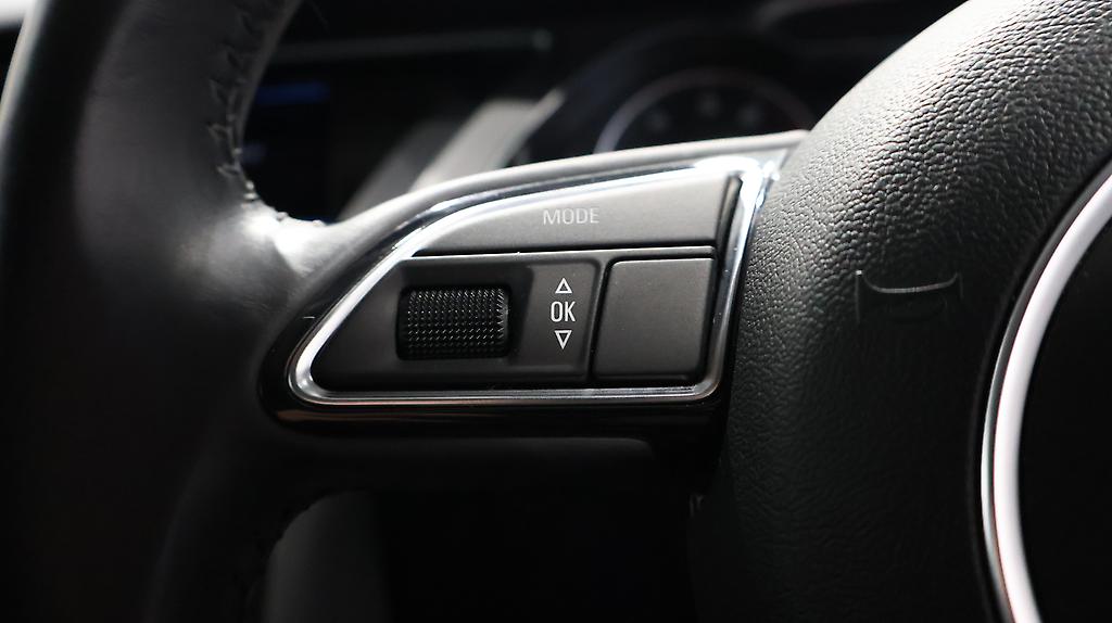 2013 Audi A4 Avant 2.0TFSI Quattro 4WD image 353621