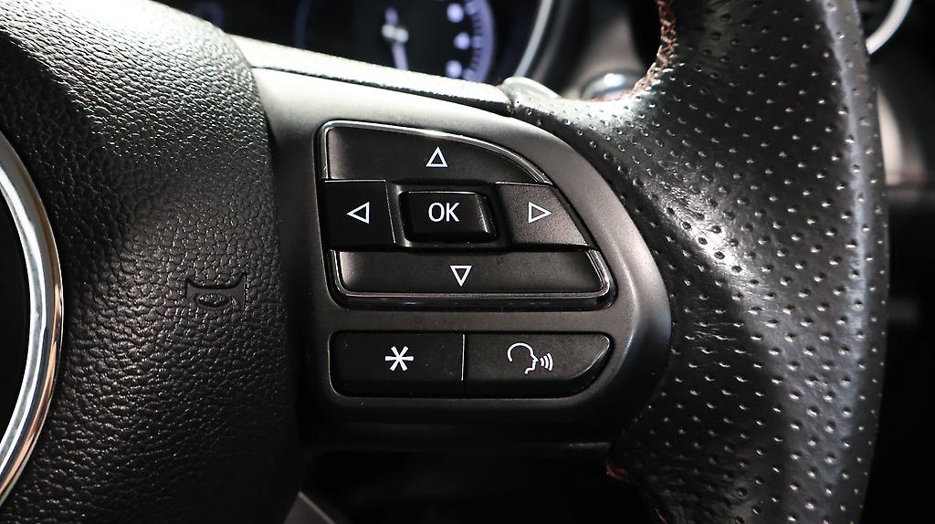 2022 MG HS 2.0PT/4WD/6AT image 355402