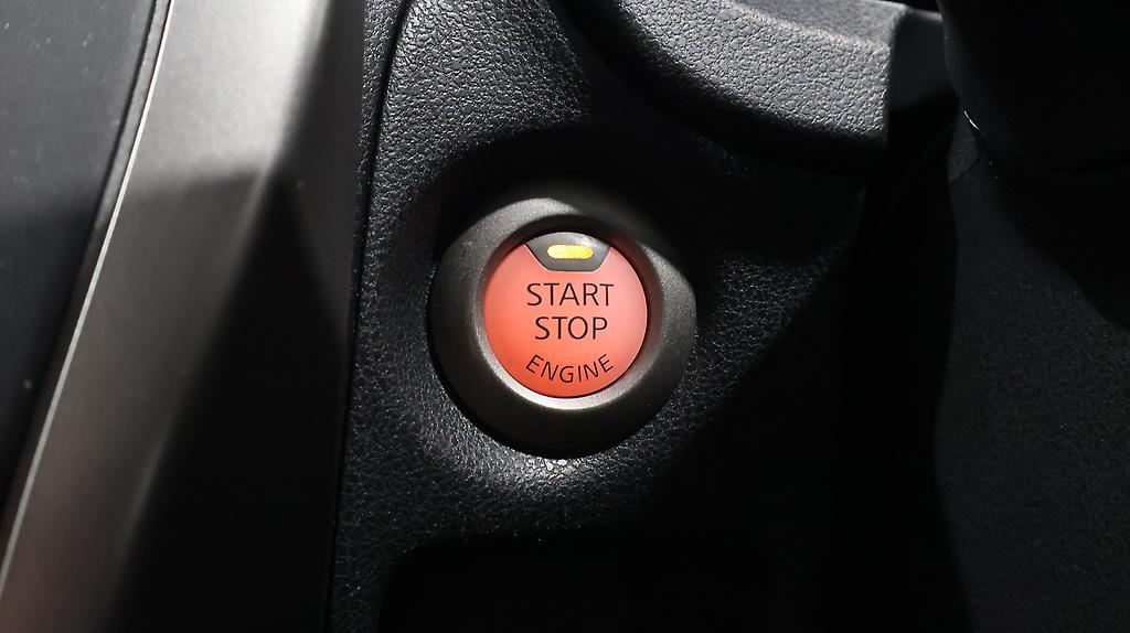 2016 Nissan Note X Model image 356505