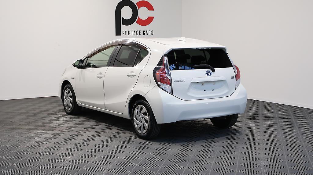 2015 Toyota Aqua S Model, Push Start, Reverse Camera image 354762