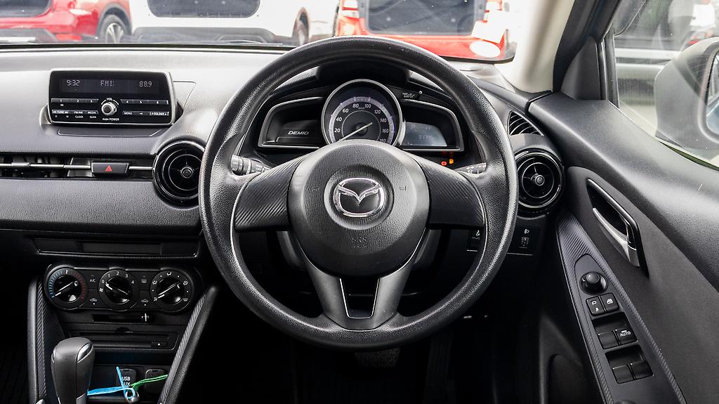 2015 Mazda Demio 13C Push start image 357312