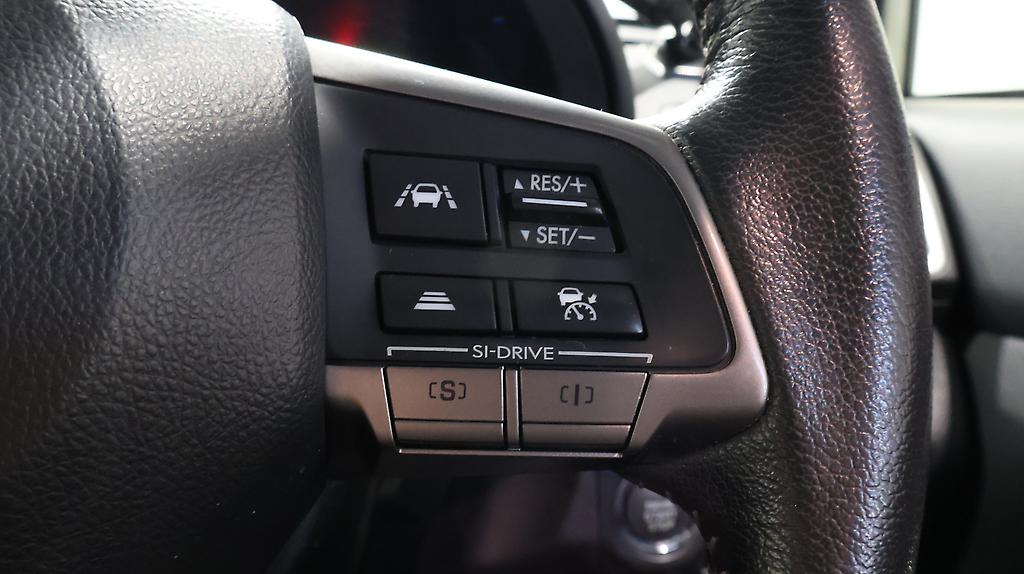 2015 Subaru XV 2.0i-L Eyesight AWD image 356327