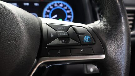 2018 Nissan Leaf X Model, 86.55% SOH image 352587