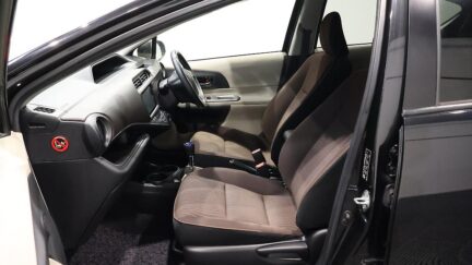 2013 Toyota Aqua G Model, Push Start, Reverse Camera image 356036