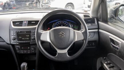 2015 Suzuki Swift XG, Push start image 356908