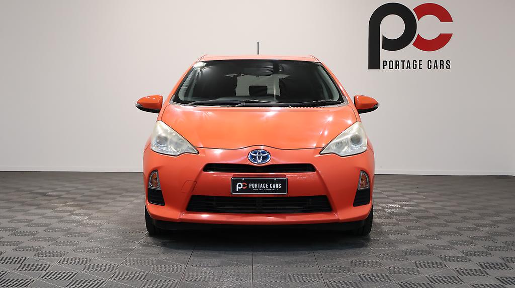 2012 Toyota Aqua Heated Seats, Push Button Start, Reverse Camera image 354566