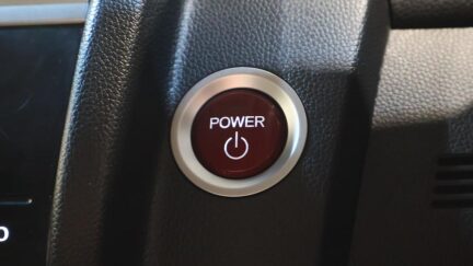 2015 Honda Fit Hybrid F Package image 354678