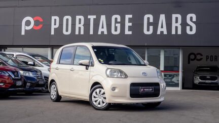 2013 Toyota Porte Cool shape  Spade model Push start image 356934