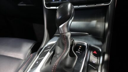2022 MG HS 2.0PT/4WD/6AT image 355748