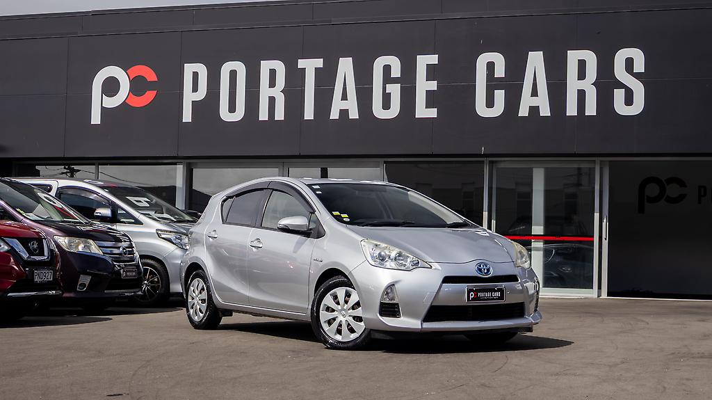 2013 Toyota Aqua Hybrid F spec , Push start image 357810