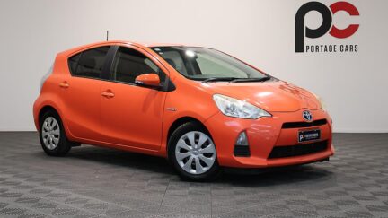 2012 Toyota Aqua Heated Seats, Push Button Start, Reverse Camera image 354565