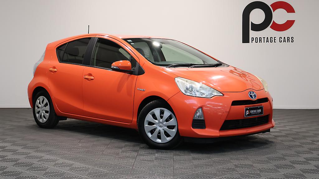 2012 Toyota Aqua Heated Seats, Push Button Start, Reverse Camera image 354564