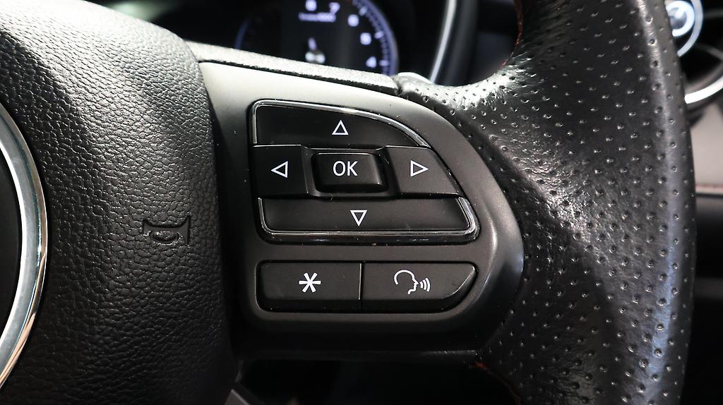 2022 MG HS 2.0PT/4WD/6AT image 358024