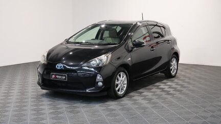 2013 Toyota Aqua S Model, Push Start, Reverse Camera image 355552
