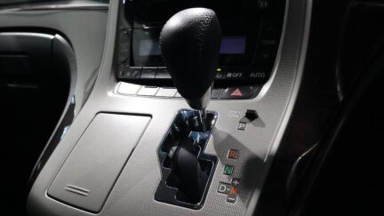 2013 Toyota Alphard 240S image 357539