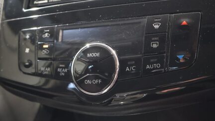 2013 Nissan Serena Hybrid Highway Star image 353074