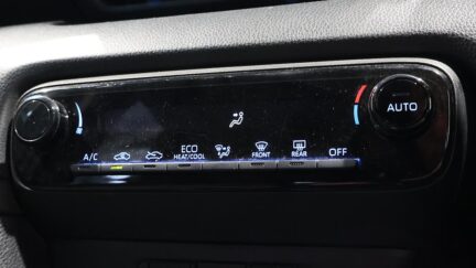 2021 Toyota Yaris Hybrid X image 357098